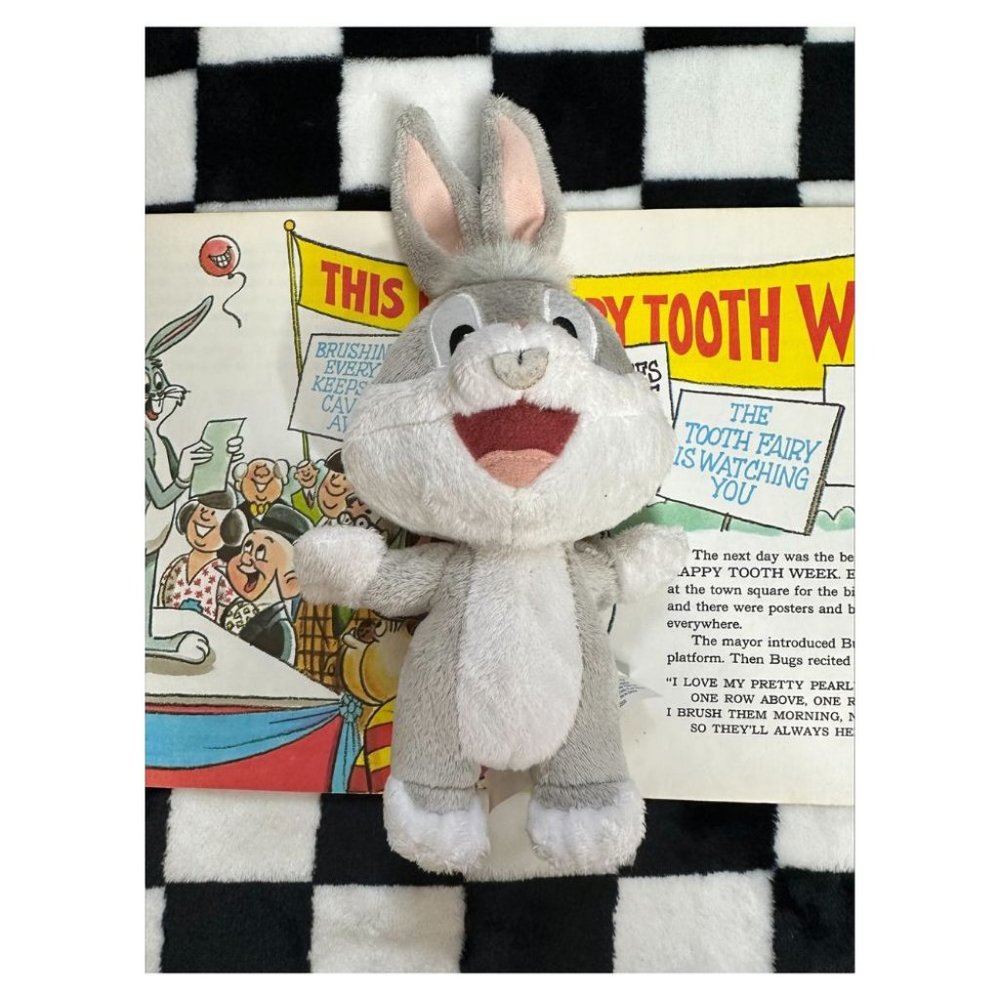 SIX FLAGS BABY LOONEY‎ TUNES PLUSH
